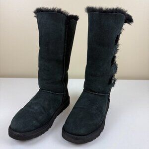 UGG Bailey Button Triplet S/N 1873 Black Size 7